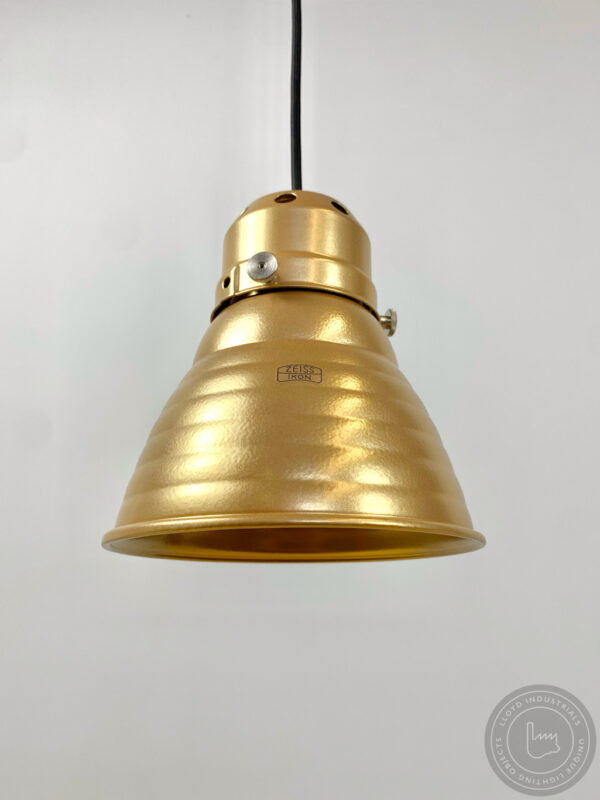 upcyclede lamp ZI001-Gold van Zeiss Ikon - gouden lamp design 3