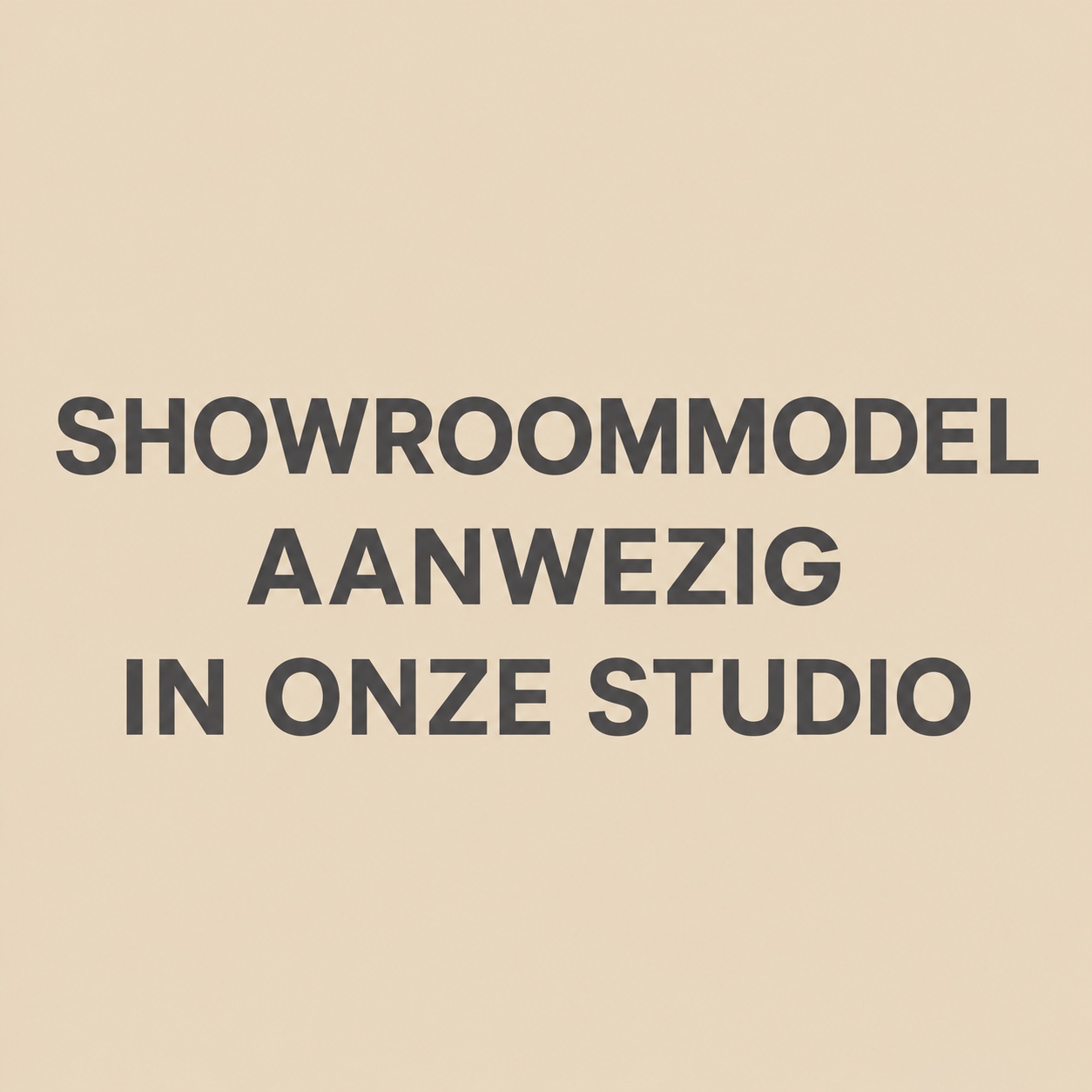 Showroommodel aanwezig bij Studio Lloyd Industrials, lampenwinkel voor bijzondere designlampen in Rotterdam.